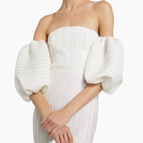 L'Idée's Sirene gown - Picture 3 of 3